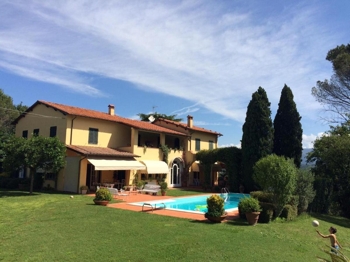 Villa "L'Unica " ลุคคา ภายนอก รูปภาพ