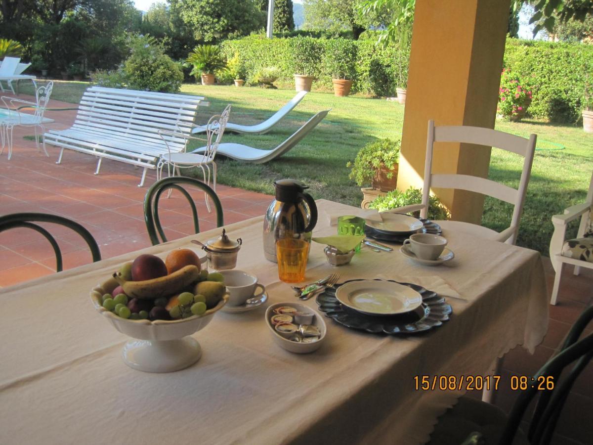 Villa "L'Unica " ลุคคา ภายนอก รูปภาพ